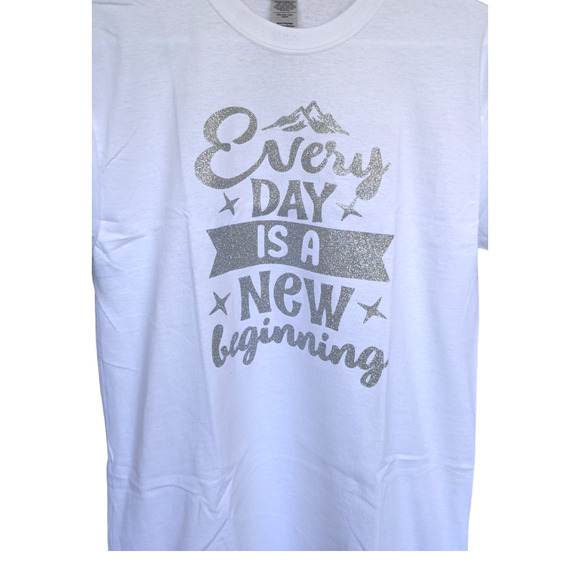 Womens Tee "Every Day Is A New Beginning" - Silver Sparkle Lettering - Size M - Picture 4 of 6
